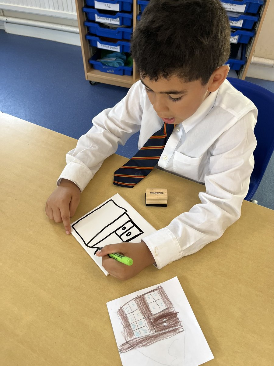 Y3SaintFrancis's tweet photo. We began planning and designing our mosaics today! We learned about the art form used in ancient Roman times and are adapting this to create an artwork for #refugeeweek2023 @StAnnesgaCPS #dtstannesgae1 #humanitiesstannesgae1 https://t.co/s3Yp2JgyI7