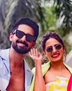 BLURR BUTT BESTEST 💝
SARAVI 😘❤️♾️🧿

#RavieDubey #RaviDubey
#SaRavi #SargunMehta
@_ravidubey @sargun_mehta