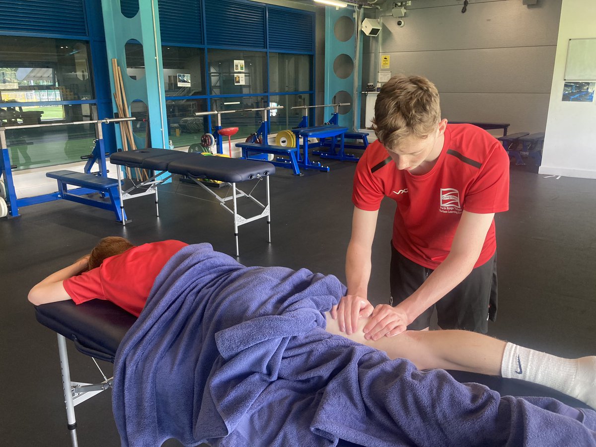maceyjx's tweet photo. Finishing off our day at CMet with a taster of the SCRAM course. Here’s the students causing some bruises during a Sports Massage 🥴

Great opportunity for the students to have a taster of University life. Thank you Cardiff Met. 

@coleggwent @CMetSport @CardiffMetSCRAM #TLZ https://t.co/HvK6xM8ddV