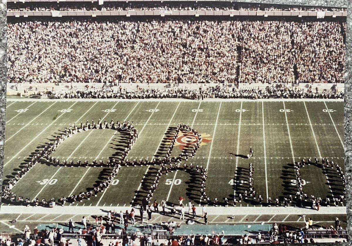 Only 28 Mondays until the @vrbo #FiestaBowl returns to @StateFarmStdm on New Year’s Day! 

Flashback 1980. @PSUBlueBand & Ohio State Marching Band @TBDBITL entertain fans at the @Fiesta_Bowl. 

A 31-19 @PennStateFball victory! @BowlSeason