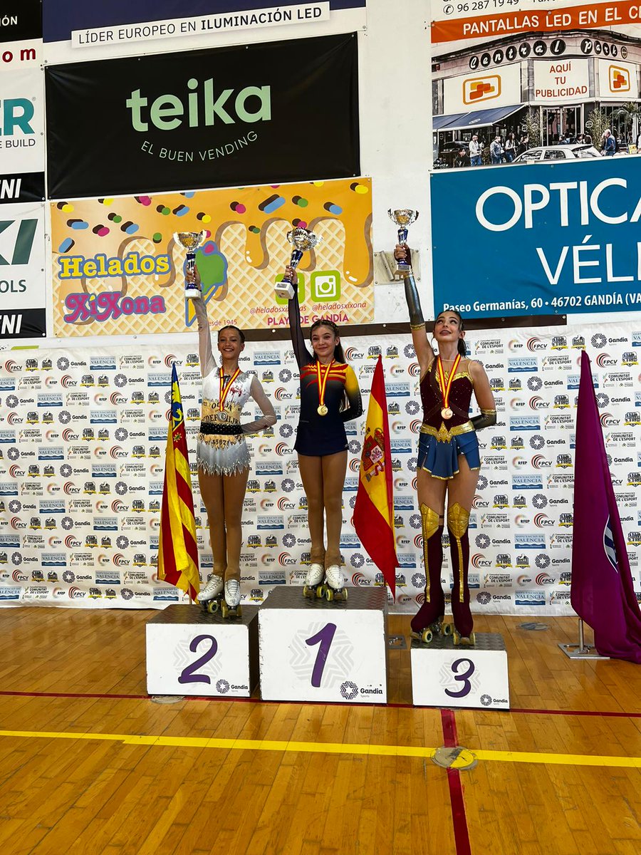 ✨ Gandía corona a los nuevos campeones de España alevín, infantil y cadete de Solo Danza 🛼

La competición se ha celebrado con éxito en el Polideportivo de Gandía este fin de semana 🙌

👉+ info: fep.es/website/16-148…

#PatinajeArtístico