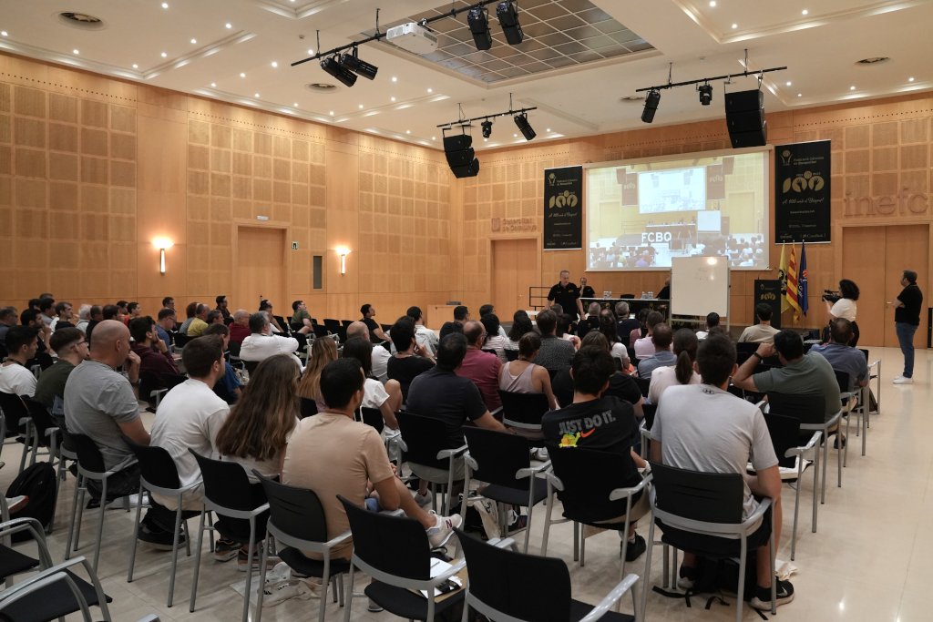 FORMACIÓ CONTINUADA | 🔊 Bona rebuda del #FòrumBQ a l'INEFC Barcelona basquetcatala.cat/noticies/10156 🏀