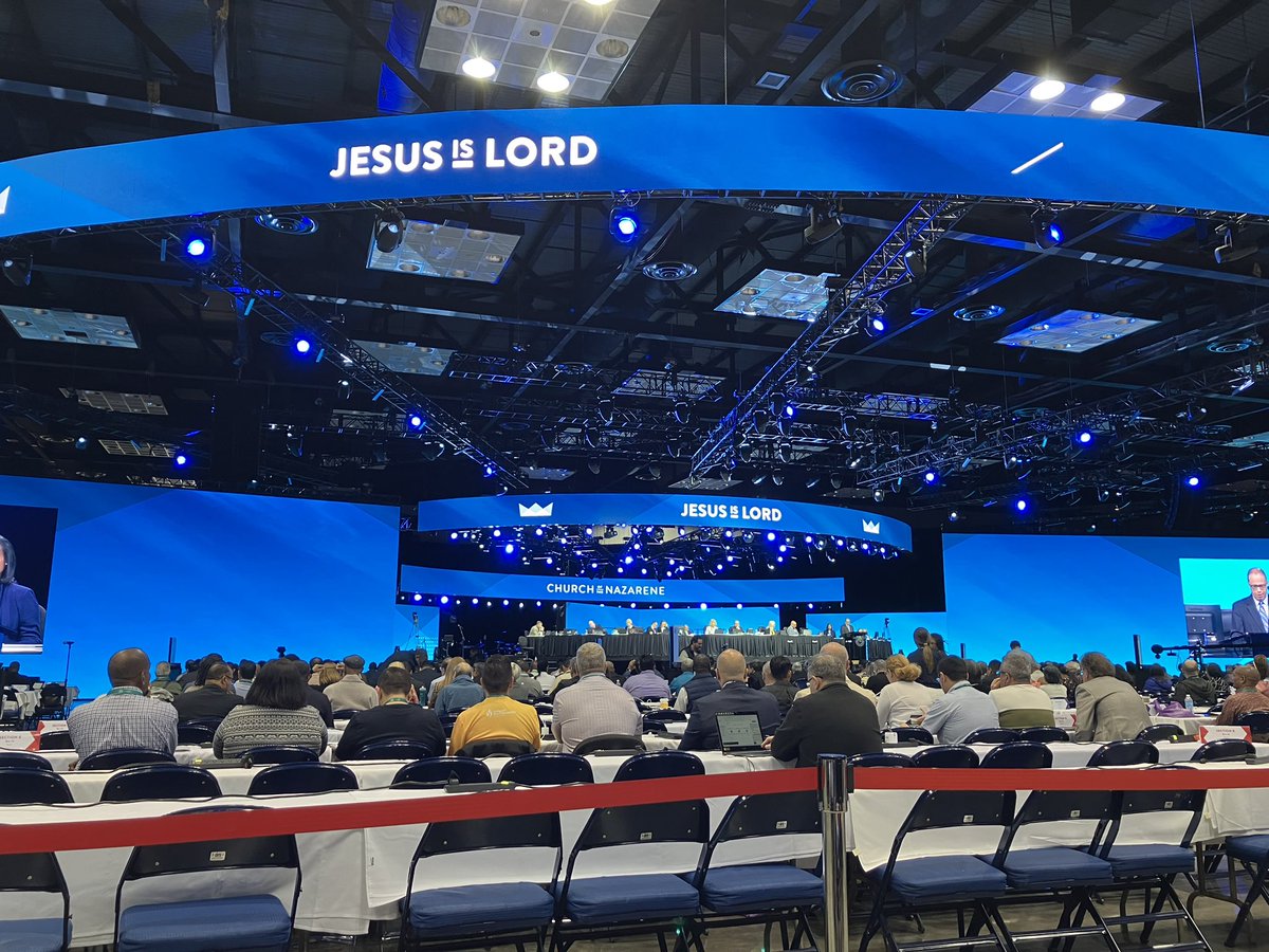 BGSgroupchat's tweet photo. Look!! There we are. The assembly is organized and we are about to get ready to roll. #NazGA2023 @Nazarene @30NazGA #startingwithprayer https://t.co/IllglJsCtT