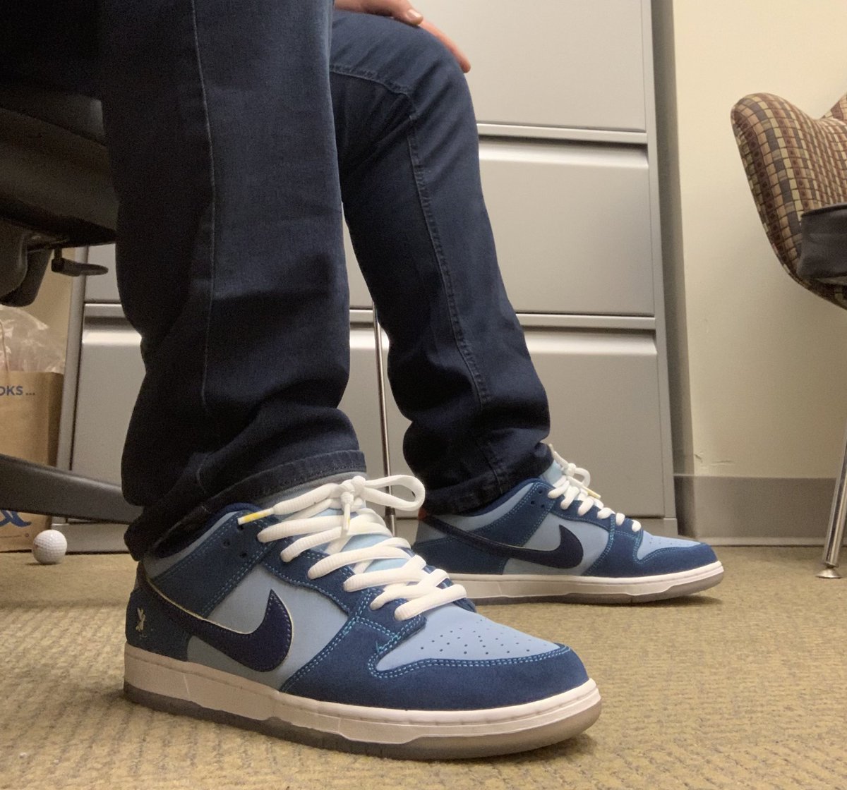 WalkWithMe___'s tweet photo. @nikesb @nike @NikeNYC @nikestore #nikesb #kotd #NYC #whysosad #walkwithme https://t.co/giVntFu91X