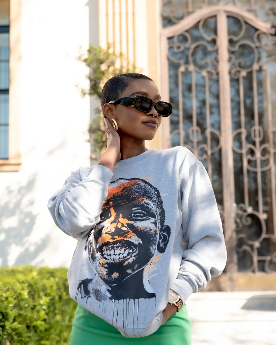 ElliotSithole1's tweet photo. Sweater weather is better together! Shop @
https://t.co/TLu35aiT4N
#facesofyou #ElliotSithole #fyp #artistatwork
@forevermysbri
πΈ @rooi_mazibuko https://t.co/pINxkbWQmJ