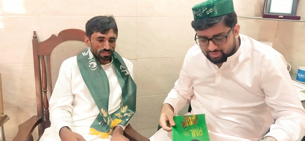 KAlawfirm's tweet photo. Today with our Nawaz Shareef Gujjar Advocate 
#ILoveYouNawazSharif https://t.co/DhcyPyryQR
