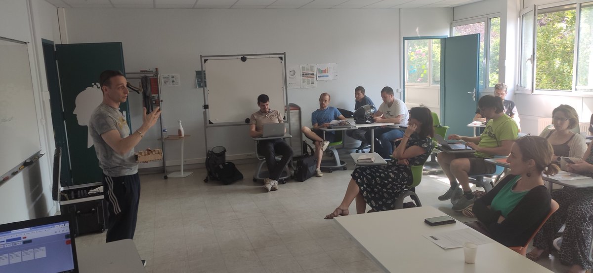 JMayzaud's tweet image. ✂️🔧🪛 🧵Pour les enseignants du 94 et du 93 qui rejoignent le projet @fablabalecole pour l&apos;année 2023-2024 : des projets inspirants à retrouver sur #dodoc
@TiersLieuxEdu @STEAM_InSitu @latelier_cherch