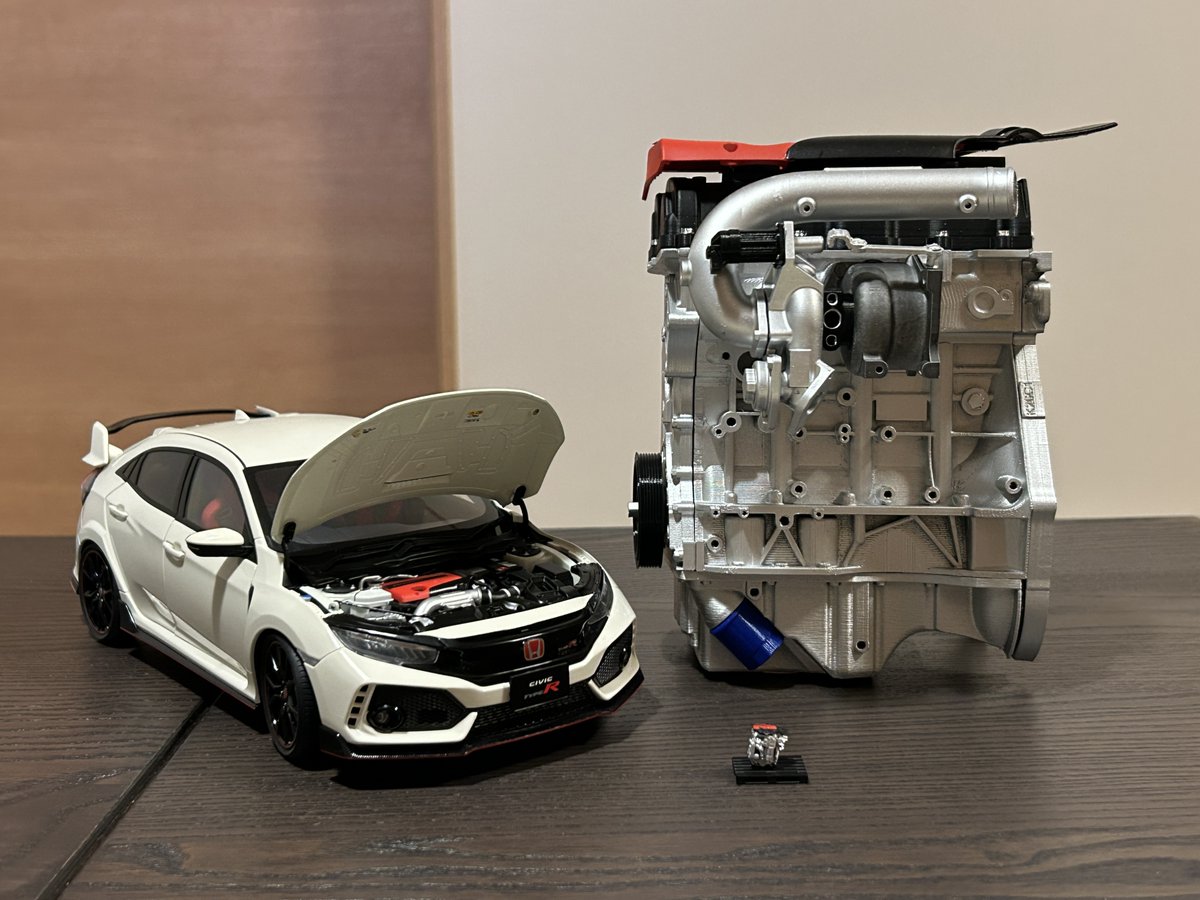 Graphite_One's tweet photo. K20Cエンジンのミニチュア
1/4 dbs WORKS
1/18 AUTOart
1/64 Hobby Japan
1/64は小さ過ぎて私の目では良く見えません😵💫
#FK8 #FL5 #civic #typer #dbsworks #AUTOart #HOBBYJAPAN https://t.co/I8Rya4klON