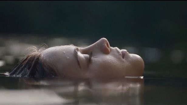 Ashika2404's tweet photo. Category is: iconic opening scenes 
#Aftermovie no doubt have the best opening scene.
#hardinscott #tessayoung #herophine #herofiennestiffin #josephinelangford #hessa https://t.co/tdlOBJJiJy