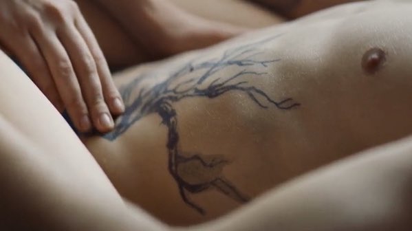 Ashika2404's tweet photo. Category is: iconic opening scenes 
#Aftermovie no doubt have the best opening scene.
#hardinscott #tessayoung #herophine #herofiennestiffin #josephinelangford #hessa https://t.co/tdlOBJJiJy