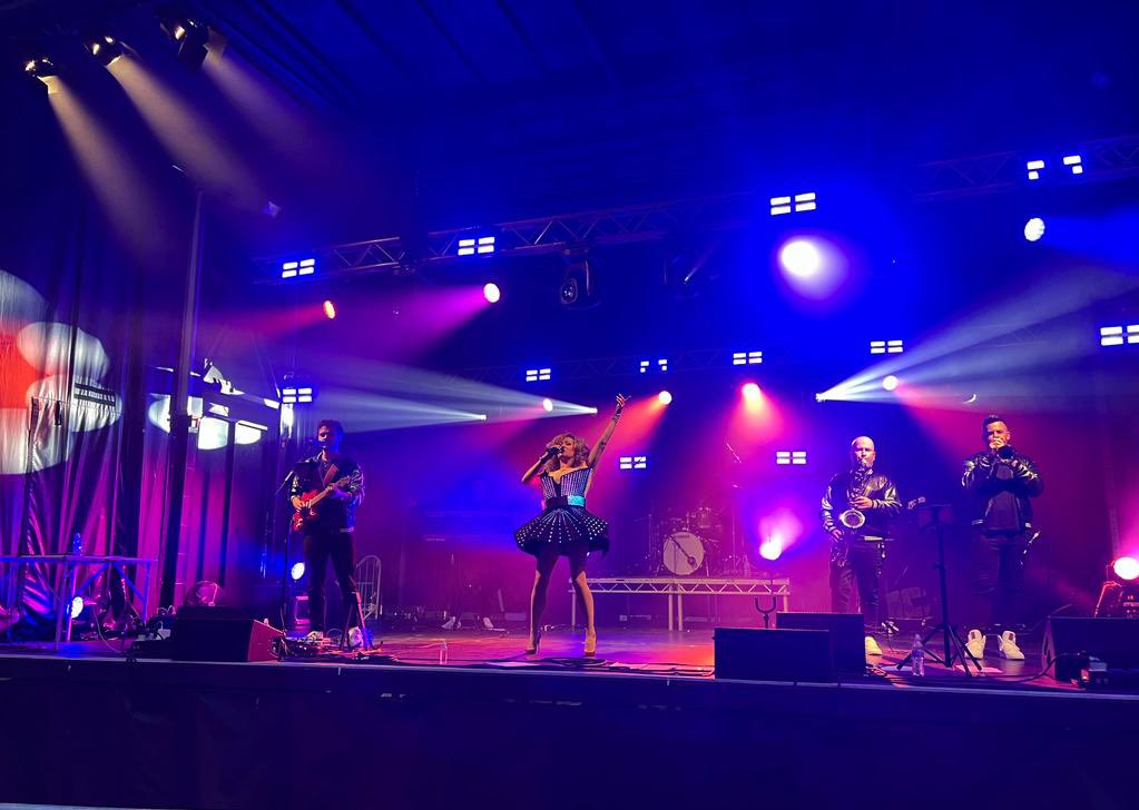 tonijames's tweet photo. So many great pictures and videos of Saturday nights Toni James Band headline gig at Poynton Party In The Park 🙌🏼

Having the kids in the audience made it all the more special ❤️

Videos to follow 💥

AV- @Sterlingeventgp https://t.co/JwFAi1AIxi