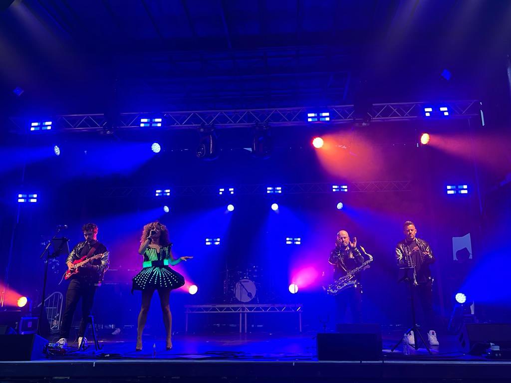 tonijames's tweet photo. So many great pictures and videos of Saturday nights Toni James Band headline gig at Poynton Party In The Park 🙌🏼

Having the kids in the audience made it all the more special ❤️

Videos to follow 💥

AV- @Sterlingeventgp https://t.co/JwFAi1AIxi