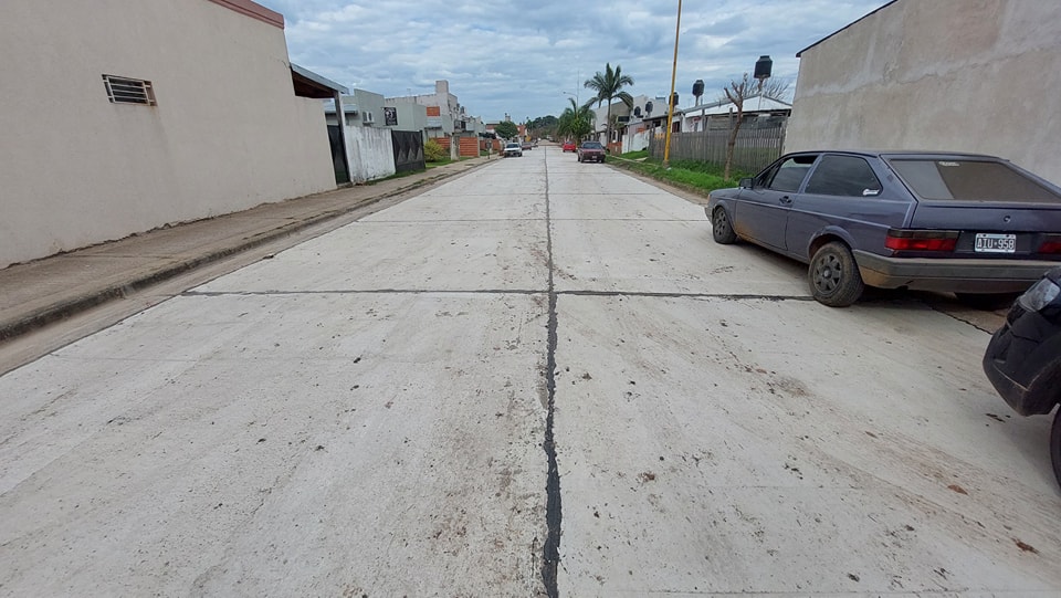 Omega1057's tweet photo. #ATENCION HABILITARON CALLE AGUARIBAY, PRIMERA CALLE PAVIMENTADA EN UN TRABAJO EN CONJUNTO ENTRE LOS VECINOS Y EL MUNICIPIO DE FEDERACIÓN
Desde la Dirección de Obras públicas se informa que la Calle Aguaribay -recientemente pavimentada- quedó habilitada al tránsito. https://t.co/GxBuMADzUq