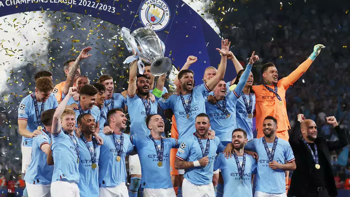 mykezuk's tweet photo. CHECK OUT THE FINAL '3 POINTS IN THE GAFF' EPISODE OF THE SEASON. WE DISCUSS THE UNRIVALLED #MANCITY #TR3BL3 AND @pundit_jay @JayMotty pay homage to the GREATEST PREMIER LEAGUE FOOTBALL TEAM OF ALL TIME. ENJOY! 👊🏾 https://t.co/lqApjXPC8l https://t.co/7U2zUJxLW0