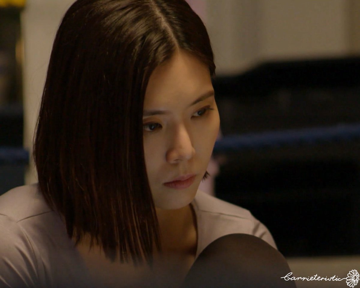 Carrieteristic_'s tweet photo. |#SHERO - EP1|
帅气十足的BOSS张尹夕将在今晚登场！想一起探索保镖公司SHERO在执行任务中所遇到的趣事就在9点钟锁定八频道哦！😎

#MediacorpSHERO #张尹夕
#CarrieWong #黄思恬 https://t.co/PbKcOSLdkw