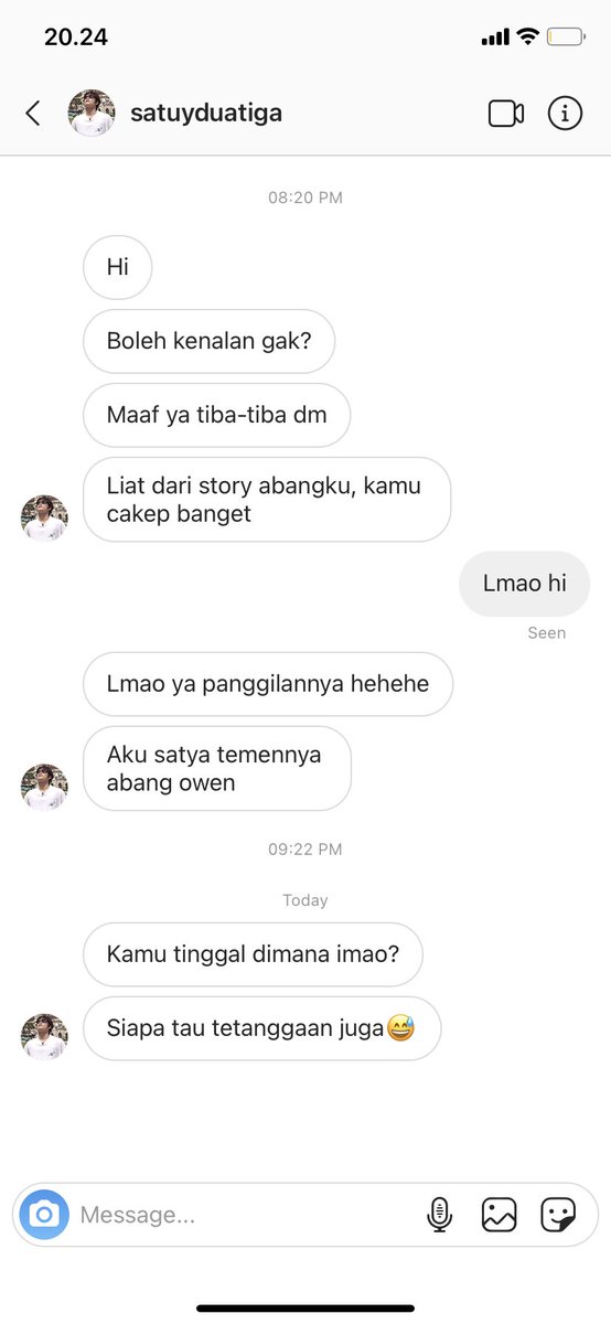 onaskies's tweet photo. Hajeongwoo one tweet au
— what if Satya yang ngajak kenalan pertama
; #MaTya Universe https://t.co/fOPRex9bEL