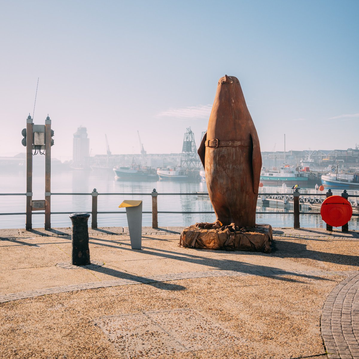 Check out our latest blog post for more information and explore our neighbourhood to discover art that everyone can enjoy.

waterfront.co.za/blogs/art-in-p…

#vandawaterfront #myVAjoy