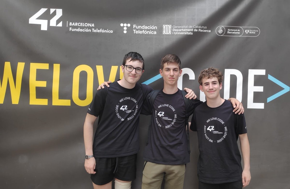 acfaec_cat's tweet photo. Este fin de semana se ha realizado la final de la Copa Códi¡Go!, organizada por @leaguesofcode i @FPdGi. Orgullosos de nuestros chicos Estalmat: Ricardo Batanero, Xavier Ortiz, Octavi Costa y Dani del Río, que han quedado entre los 15 mejores de España. https://t.co/lxBcGNynKO https://t.co/DVsQrdDUOZ