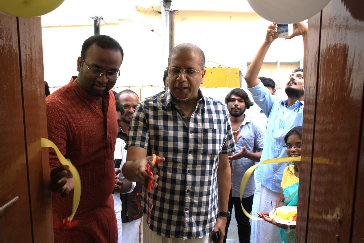 Thuvakkam's tweet photo. @Thuvakkam presence at #Hyderabad has strengthened with the joyful office opening occasion on 11, June 2023

Our dear Advisor, mentor and friend Mr. CK Kumar, COO, AlertOps, graced the occasion and opened the office, along with the Thuvakkam team.

#Thuvakkam #NewOffice https://t.co/QzOnQKY30g