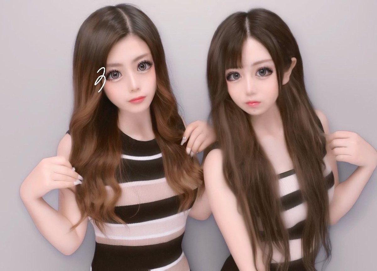 sora_08100's tweet photo. 服たまたま似てた😗♡ https://t.co/SK6bOiYZn1