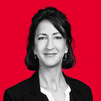 #photodecampagne
Je suis candidate pour le conseil national lors des #EF23 avec le <a href="/psvaud/">Parti socialiste vaudois</a> 
Avec mes 18 colistier.ère.s, #nousprenonsparti pour le pouvoir d’achat, pour des salaires et des rentes dignes, pour des logements accessibles et pour l’égalité entre toutes et tous 🌹