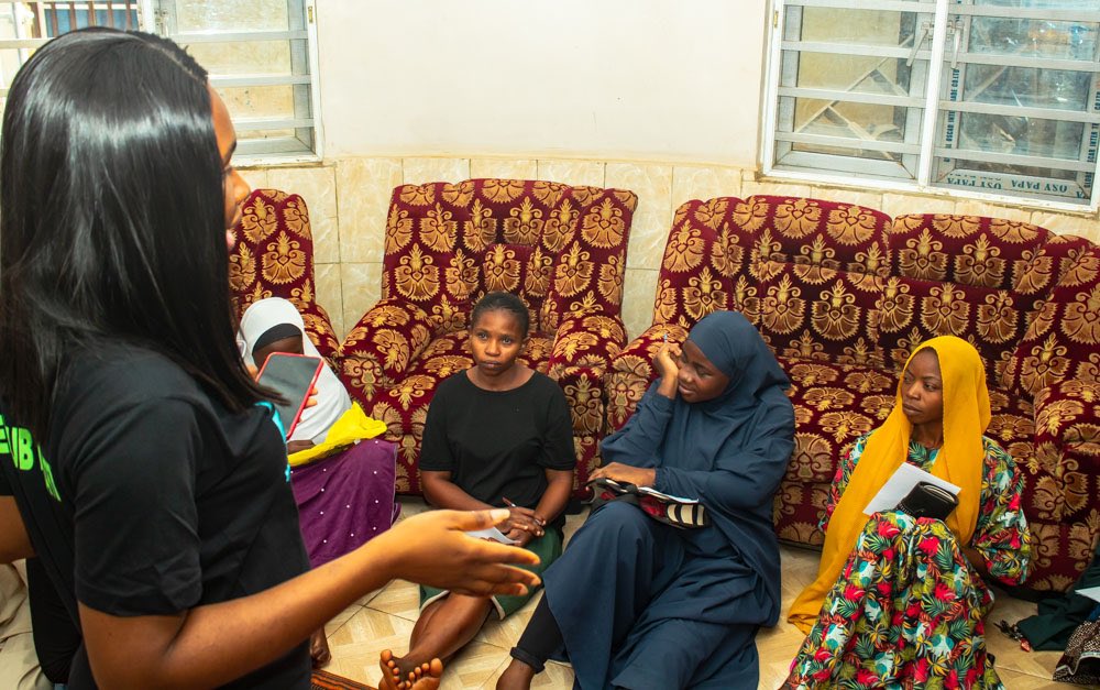Gem_Initiative's tweet photo. About #YEEEP
In a world where competition is fierce, soft skills and digital literacy are increasingly important to help young out-of-school youths/artisans stand out to increase visibility/patronage for their businesses which will lead to an improvement in their quality of life https://t.co/gAn4UcmSZM