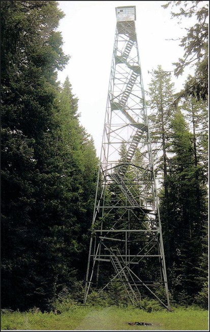FireTowerBot's tweet photo. The Hoodoo Ridge LookoutUS 916 OR 120 https://t.co/iwiUTL8TMb