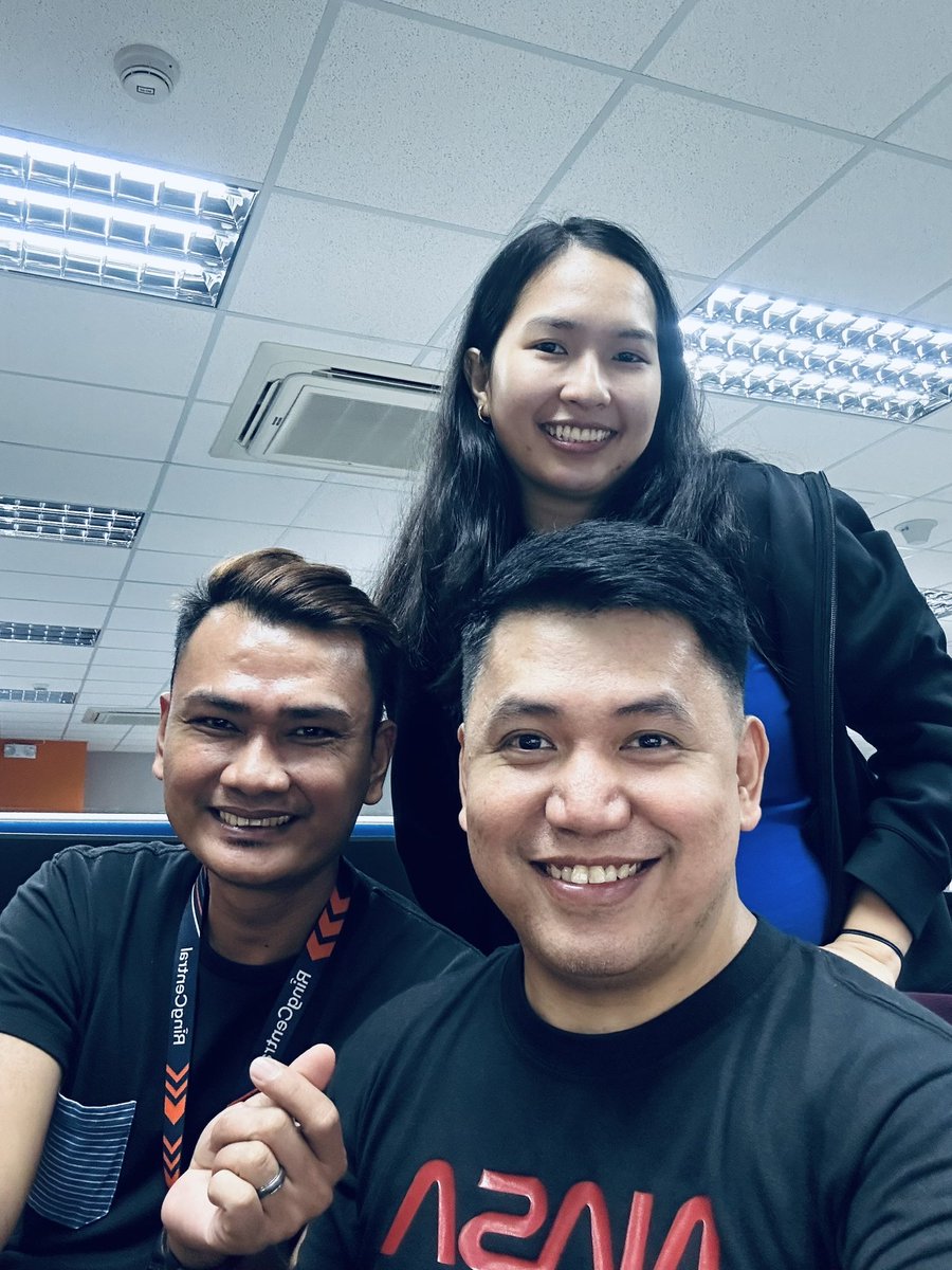 Raise your flag 🇵🇭🇵🇭🇵🇭. 
Enjoying the free MRT ride, premium holiday pay and a partially traffic free Edsa 🚌.
#IndependenceDay #OrderManagement 
#RingCentral