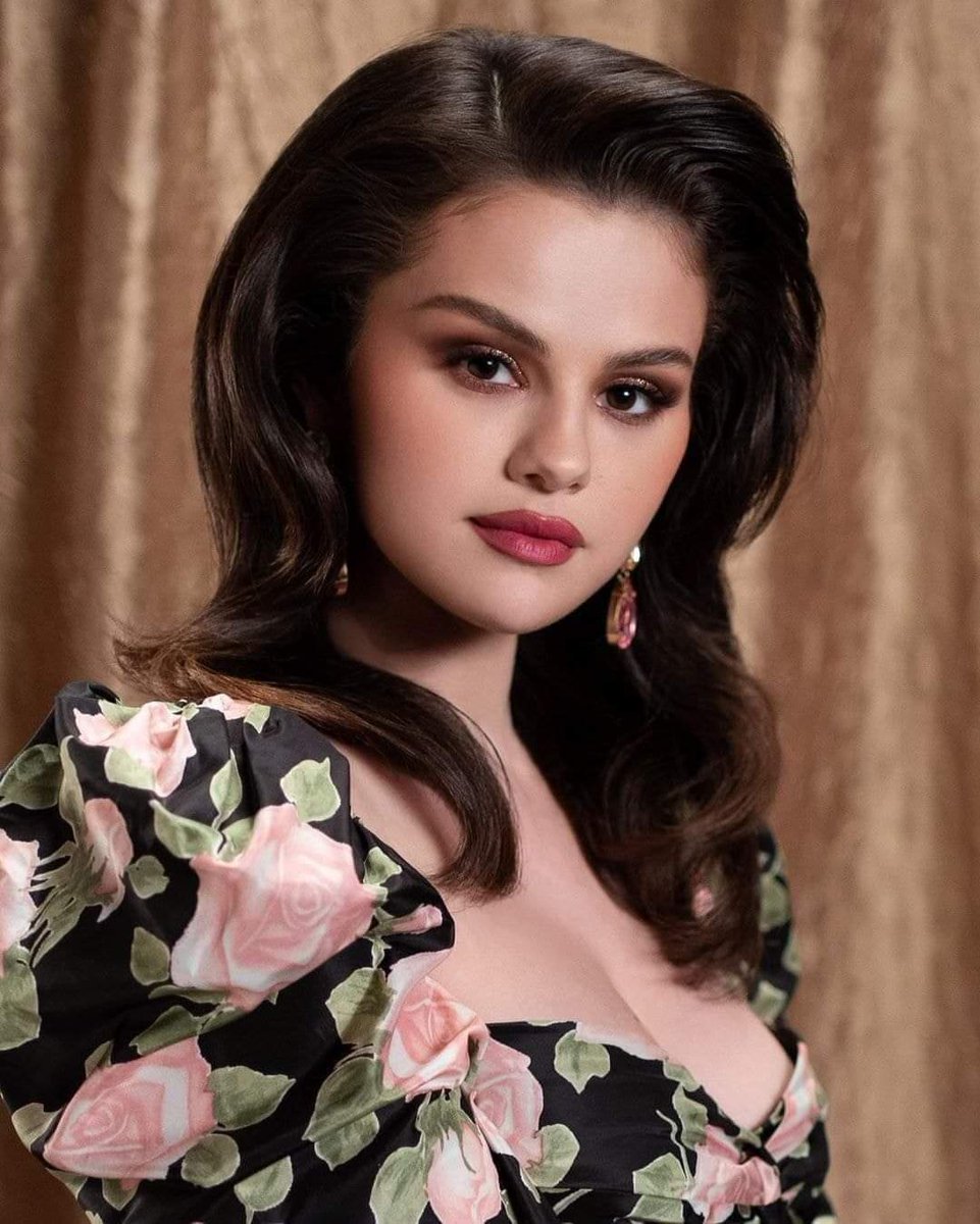 Goddess Selena ♠🌹 tweet media