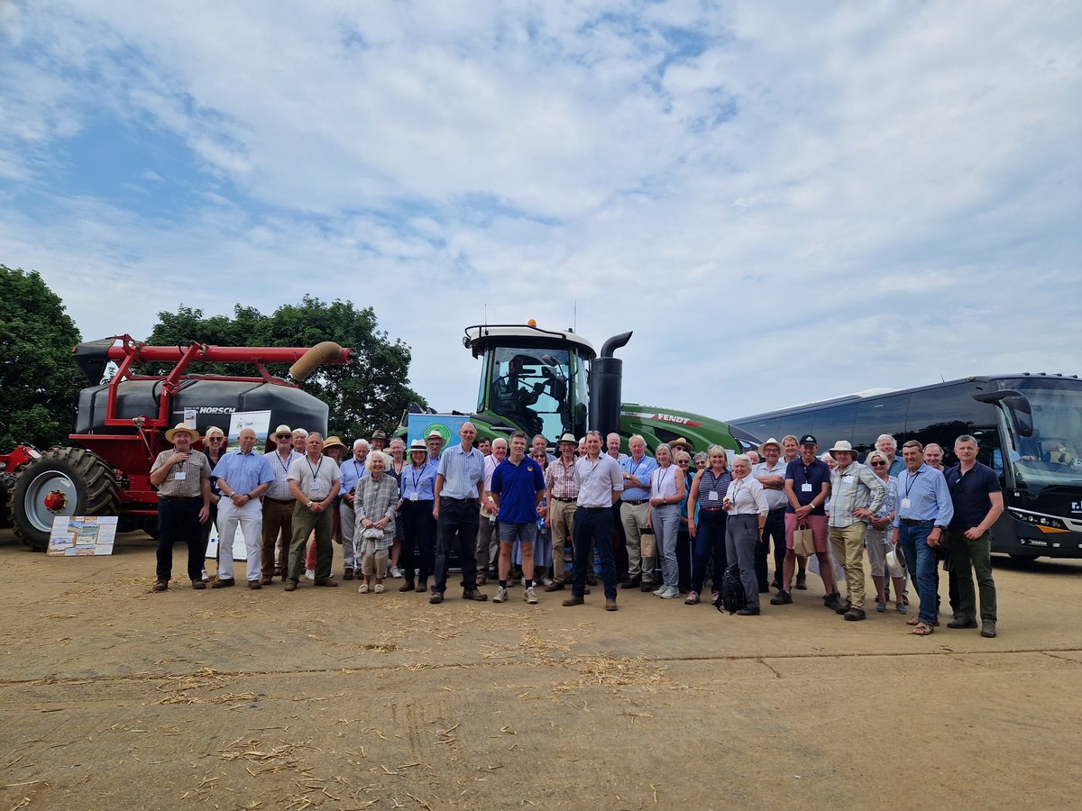 CARASEnglishPanel (@carasengland) on Twitter photo Our Northamptonshire study tour kicks off today <a href="/BFC_Farming/">Brixworth Farming</a> 🚜 kindly supported by <a href="/AWCoastCountry/">AW Coast & Country</a> 💧 Our Northamptonshire study tour kicks off today <a href="/BFC_Farming/">Brixworth Farming</a> 🚜 kindly supported by <a href="/AWCoastCountry/">AW Coast & Country</a> 💧