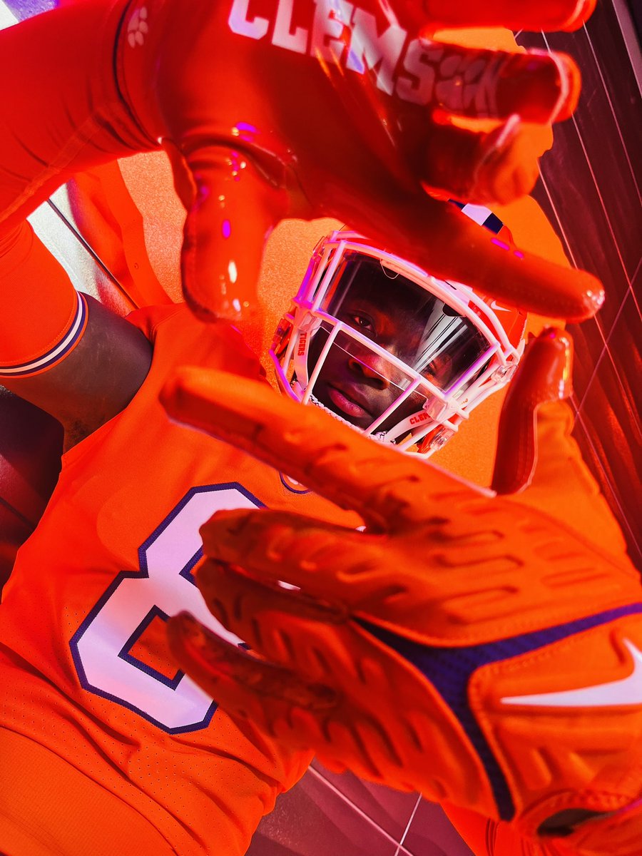 ✪ Anthony “Tank” Jones ✪ (@tank_jones251) on Twitter photo Very blessed for the great experience at <a href="/ClemsonFB/">Clemson Football</a> yesterday @WesleyGoodwin <a href="/CFravel247/">Cory Fravel</a> <a href="/BHoward_11/">Brandon Howard</a> <a href="/adamgorney/">Adam Gorney</a> @SWiltfong247 <a href="/ChadSimmons_/">ChadSimmons</a> <a href="/JeremyO_Johnson/">Jeremy Johnson</a> <a href="/spsmobile_al/">St. Pauls Football</a> <a href="/airtran5/">Drew Tranchina</a> <a href="/SFC_B/">Coach Billips</a> Very blessed for the great experience at <a href="/ClemsonFB/">Clemson Football</a> yesterday @WesleyGoodwin <a href="/CFravel247/">Cory Fravel</a> <a href="/BHoward_11/">Brandon Howard</a> <a href="/adamgorney/">Adam Gorney</a> @SWiltfong247 <a href="/ChadSimmons_/">ChadSimmons</a> <a href="/JeremyO_Johnson/">Jeremy Johnson</a> <a href="/spsmobile_al/">St. Pauls Football</a> <a href="/airtran5/">Drew Tranchina</a> <a href="/SFC_B/">Coach Billips</a>