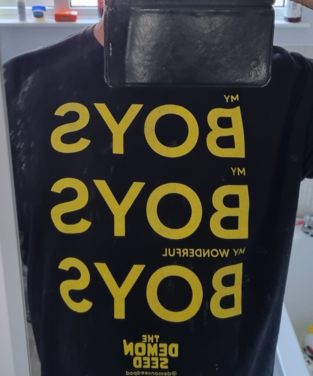 WeirdWelsh's tweet photo. @DemonSeedPod the only thing cleaned and ironed for the school run #theshame #helpme #marythepunk #strengththroughpower #twopairsofpants #weedol # https://t.co/DplUA6xltc