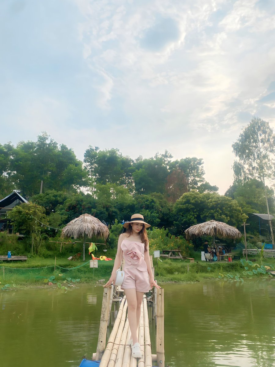 lin8386's tweet photo. Cuộc sống quan trọng nhất là sự lựa chọn 😎 https://t.co/AQSNUlCQNq