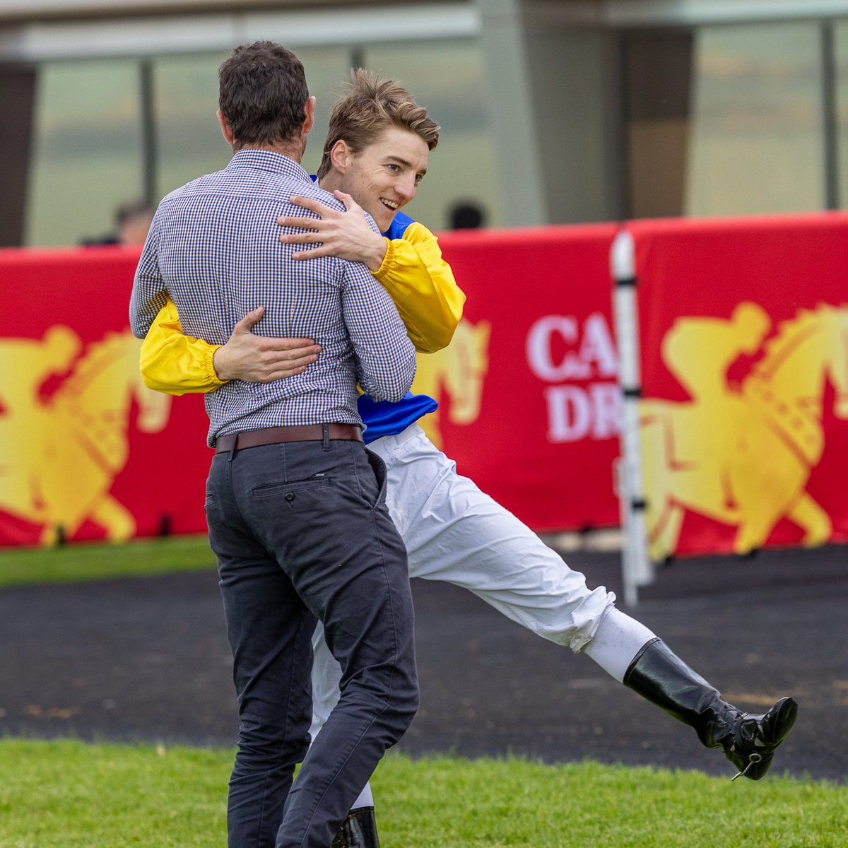 Clarken_Racing's tweet photo. The wide gate proved no barrier for Silent Don and Ben Price as they cleared away from the field in the last on the card at Murray Bridge on Monday.

Silent Don has been enjoying his varied training switching his time between Morphettville and schooling at Sellicks Hill. https://t.co/Lf61TYPXOR