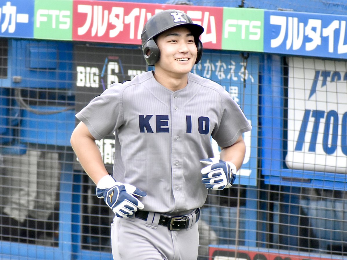 【 東京六大学野球 】

2023年5月28日 対 早稲田大学 2回戦
#佐藤駿 選手（ 3年・慶應 ）

「 7番・中堅 」で約1ヶ月ぶりの出場を果たすと、
2点適時三塁打を放つなど、猛打賞の活躍🌸

#東京六大学野球 #慶應義塾大学 #unleashthespirit