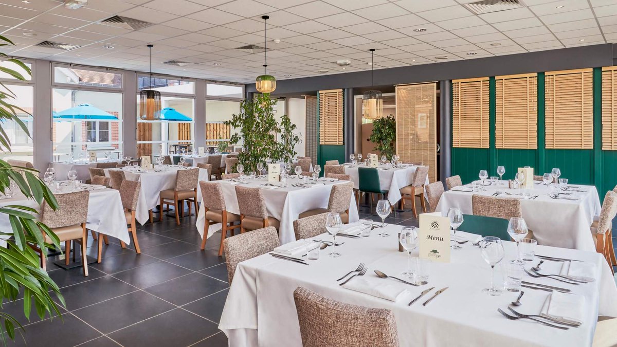 Découvrez un #château #événementiel d'exception pour organiser votre prochaine journée d'étude ou votre prochain #séminaire résidentiel à proximité de Paris dans un environnement de charme, au vert 🌳 : bit.ly/3Cqa91M