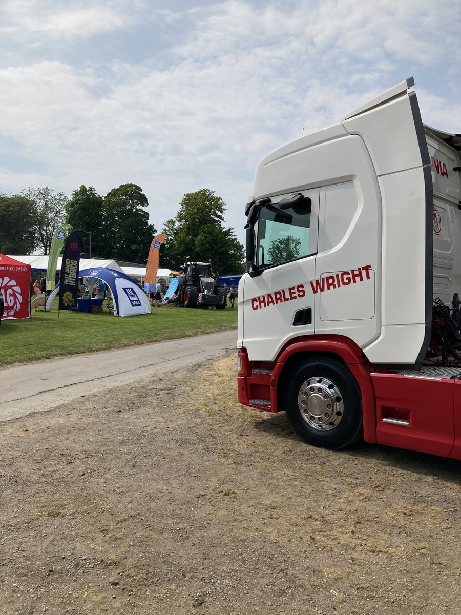 Charles Wright & Son tweet media