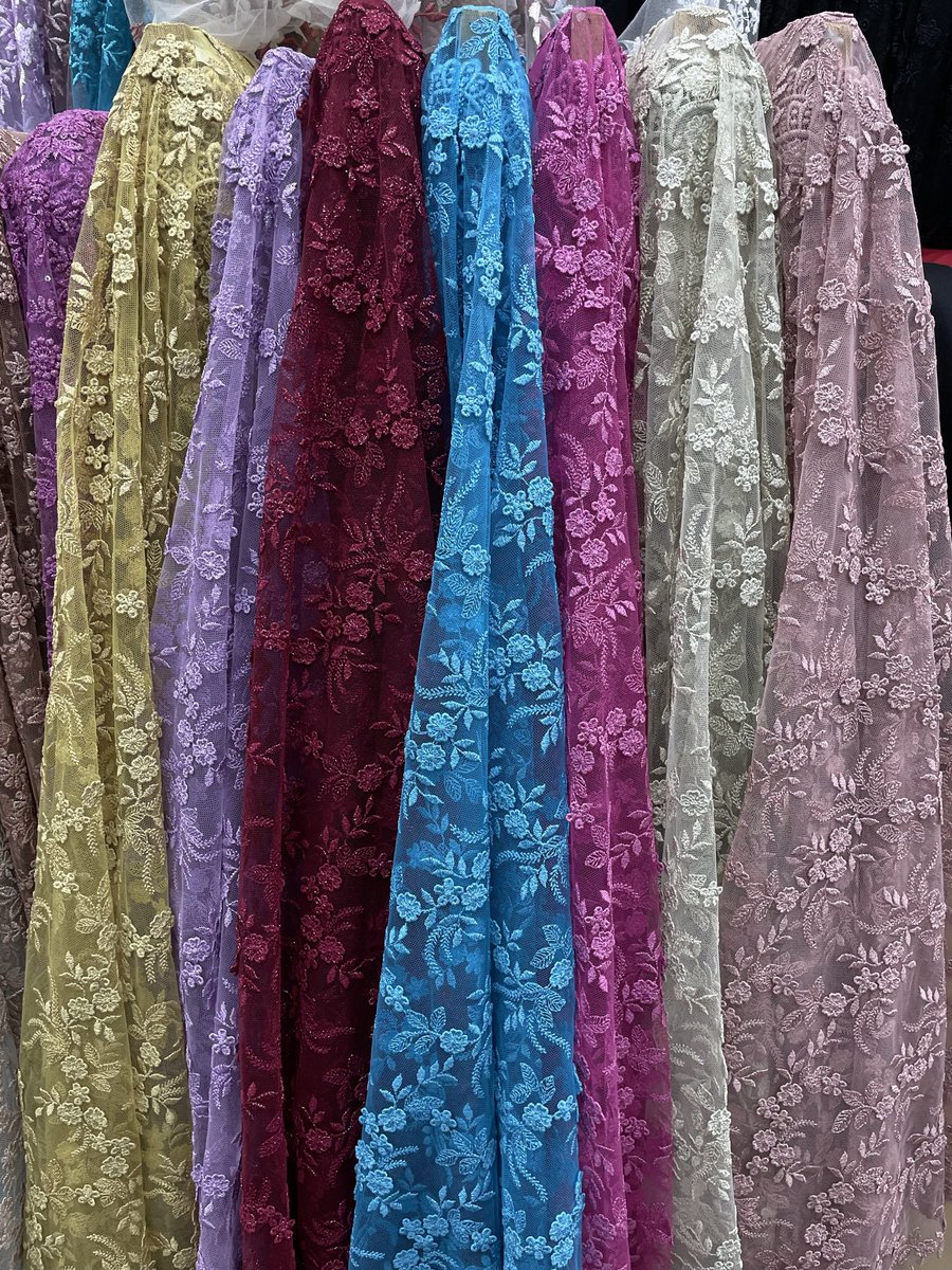 onavarat's tweet photo. ขายผ้าลูกไม้คร้าบ สนใจทักได้เลยนะคร้าบ https://t.co/e9ydVuVEh2