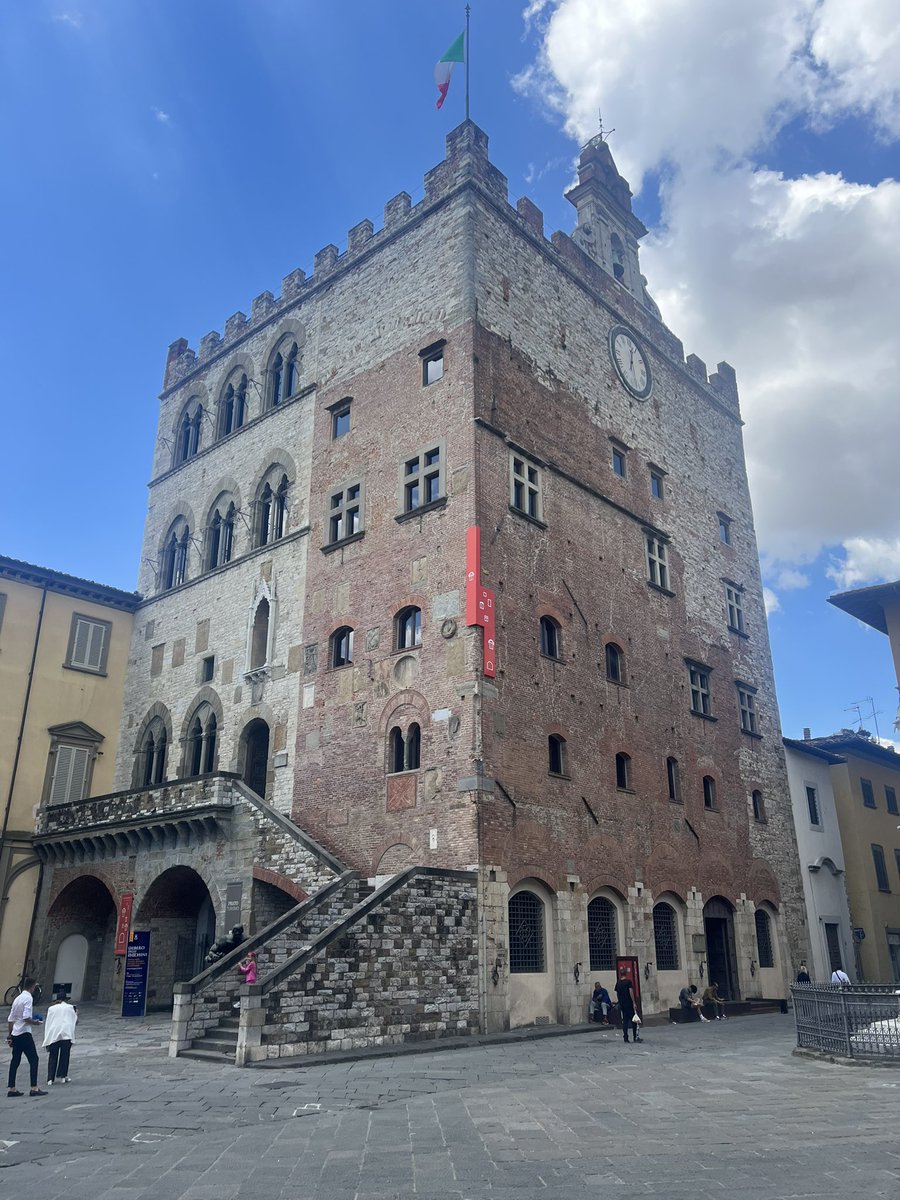 lutzid's tweet photo. In beautiful Prato at the #Disrupting #Technology conference: https://t.co/GasTaaGRtl What a lovely venue 🤩 Will present #research by @NewlandsGemma and me later today on #prestige and perceived social #value of #digital #economy occupations https://t.co/vAVD2XWIxN
