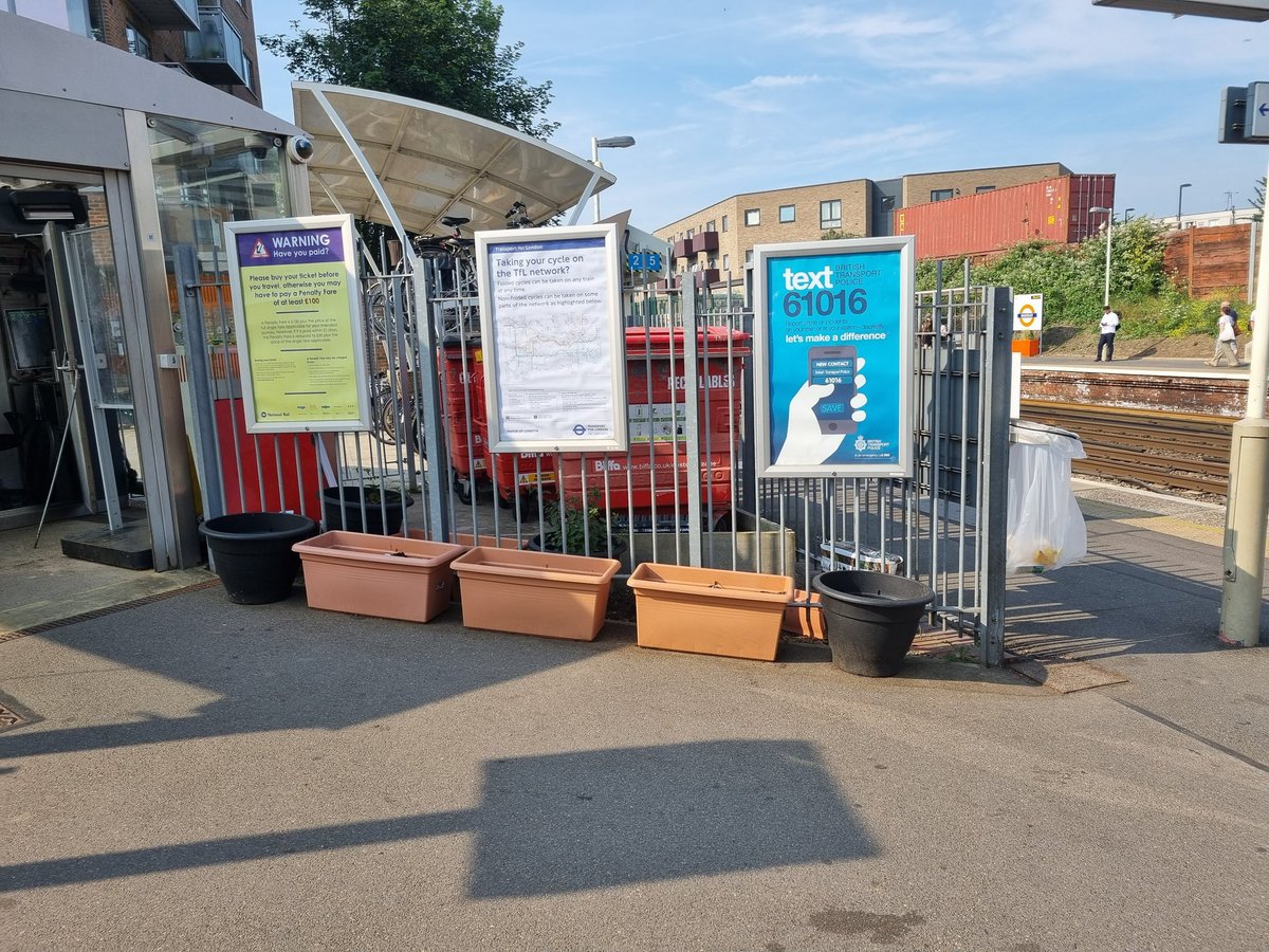 Looks like #Brockley Station have quietly been working towards transforming their area.

@TfL
@SouthernRailUK