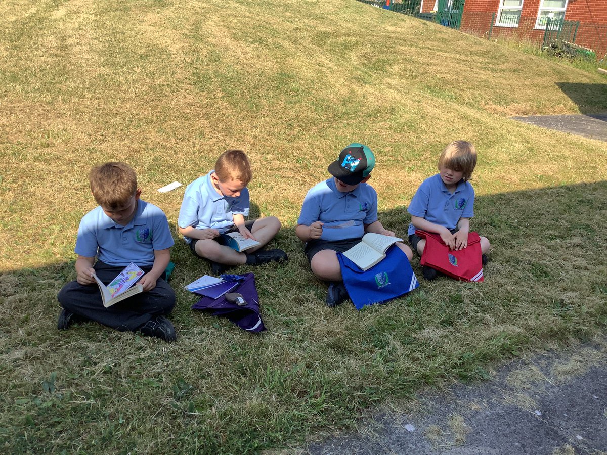 StAgnesY2's tweet photo. It’s a blistering day today! A fitting word of the week. During reading time this morning, some children enjoyed the warm weather.#stagnesenglish https://t.co/YiqHmehppR