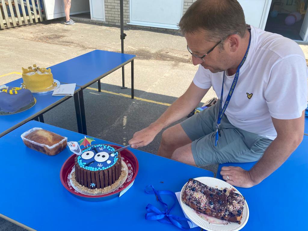 JamesBrindleyPS's tweet photo. Congratulations to our James Brindley Bake Off winner for 2023 ππππ #ImpressiveCake #SummerFair2023 https://t.co/7PdrP5Oytb