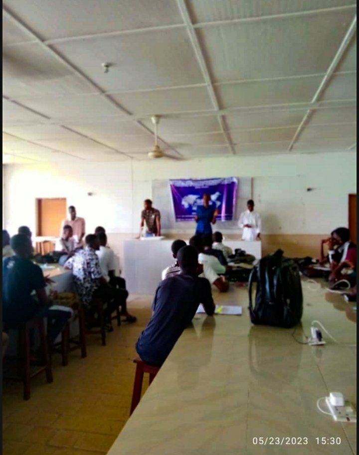 UnicalSpe's tweet photo. As part of a way of publicizing and growing our membership status, we carried out sensitisation in the department of Geology and Geophysics, University of Calabar. 

We told the students what SPE is all about and the benefits of joining SPE as a student.
@SPEtweets
#WeAreSPE https://t.co/908T1661HB
