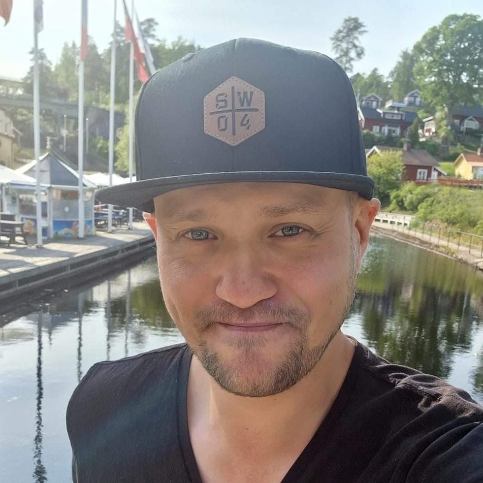 NilsBjorkman's tweet photo. #NewProfilePic https://t.co/ckjOuLk450
