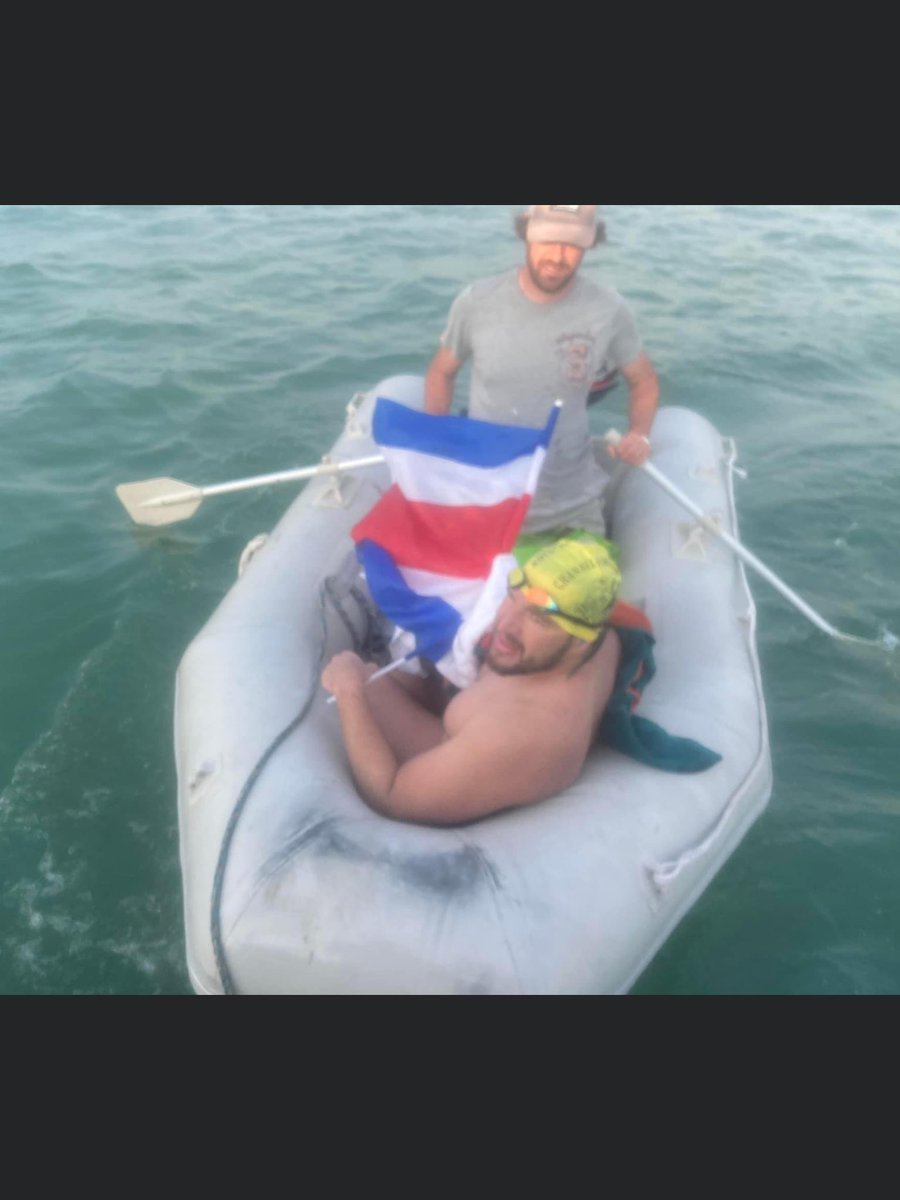 MasterpieceCha2's tweet image. Yes he went and done it our Daniel swan the channel 15 hours 1 minute. Go masterpiece @#