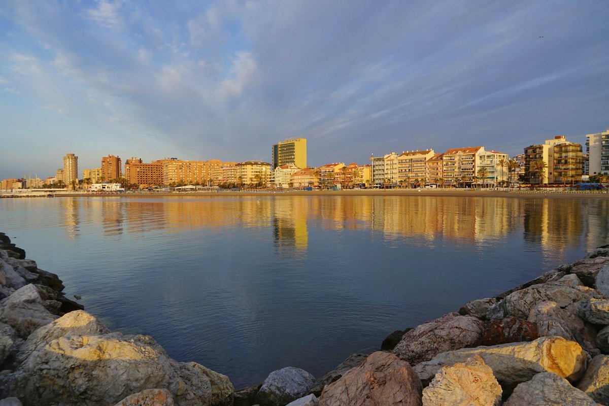 ¡Vamos  a por un #FelizLunes!
#Fuengirola 

Foto: <a href="/macaranza/">Mari Cortés</a>