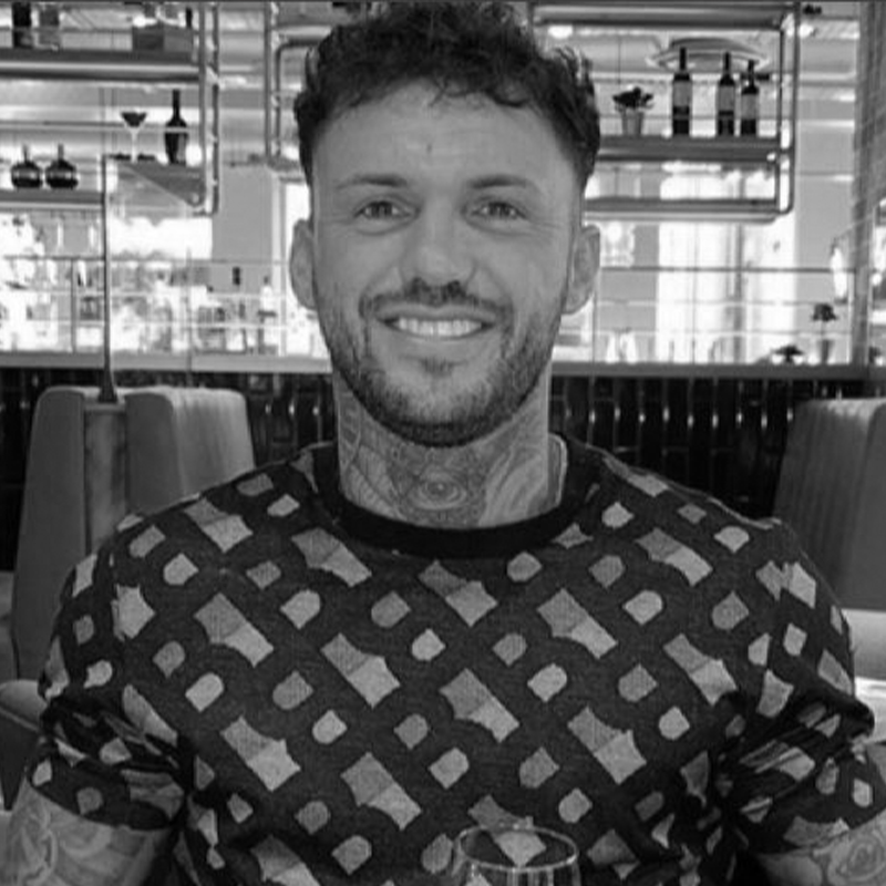 Wakefield Trinity is deeply saddened to hear about the loss of Trinity supporter and club sponsor Chris Moran.  

We are all thinking of Chris’s family and friends at this very difficult time.

Donate 👉 gofund.me/7496607a