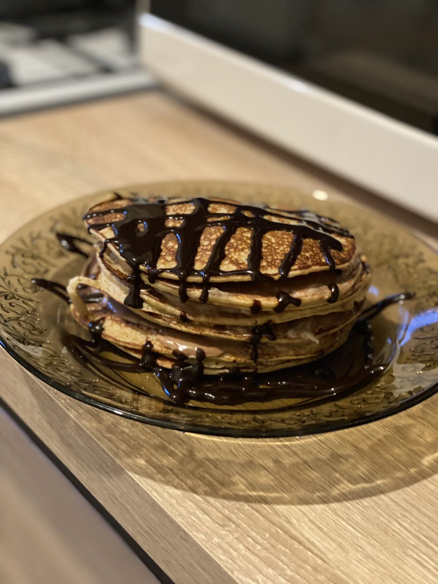 RaduCosminFit11's tweet photo. Protein pancakes🫠 https://t.co/zPAaehWB7a