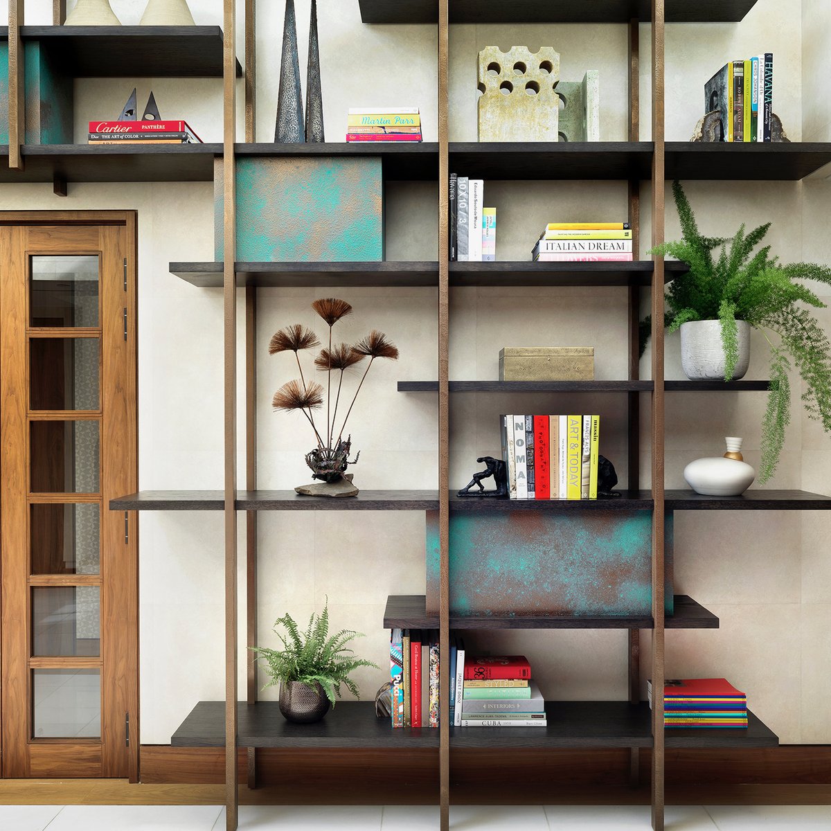 From concept to reality, I love seeing a design come to life. Swipe to see the finished product – a bespoke double-height library wall made from timber, antique brass and specialist patina finish displaying a collection of vintage and contemporary crafted pieces and books.