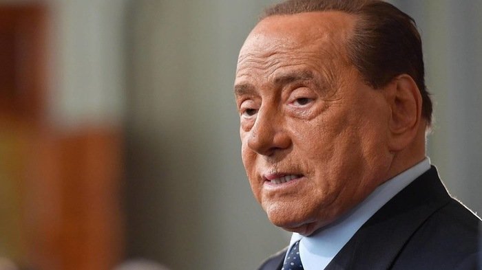 CrazyItalianPol's tweet photo. Former Prime Minister Silvio Berlusconi died today, age 86.

June 12, 2023 https://t.co/F5ViaOftxp